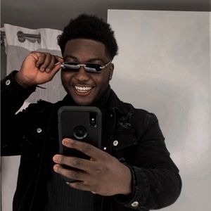 Meet your Posher, Deangelo